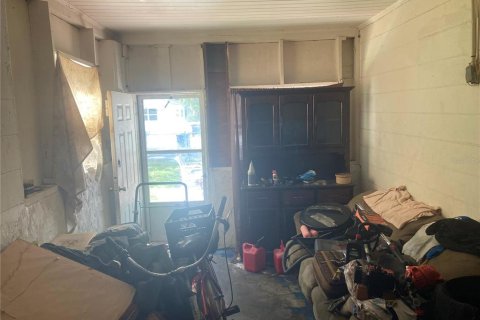 House in Tampa, Florida 3 bedrooms, 105.82 sq.m. № 2148005 - photo 21