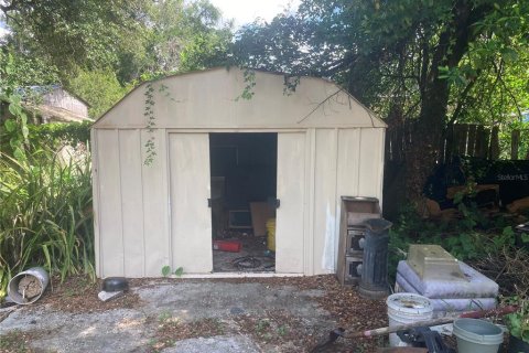 House in Tampa, Florida 3 bedrooms, 105.82 sq.m. № 2148005 - photo 25
