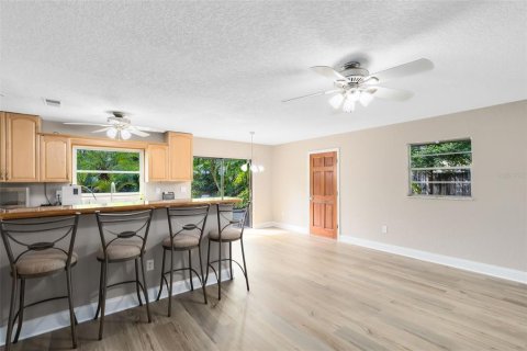 House in Maitland, Florida 3 bedrooms, 97.55 sq.m. № 1422792 - photo 5