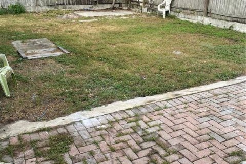 Купить коммерческую недвижимость в Брейдентон, Флорида 8 спален, 418.06м2, № 1804969 - фото 9