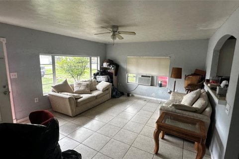 Купить коммерческую недвижимость в Брейдентон, Флорида 8 спален, 418.06м2, № 1804969 - фото 1