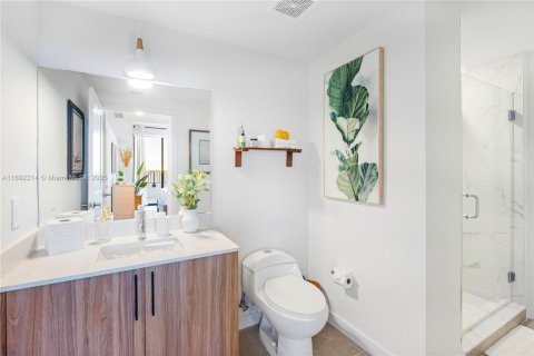 House in Pompano Beach, Florida 1 bedroom № 1944216 - photo 4