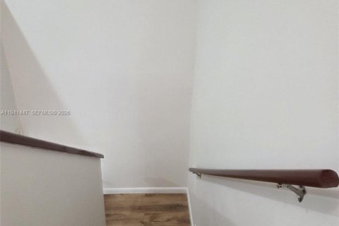 Touwnhouse à louer à Cutler Bay, Floride: 3 chambres, 160.81 m2 № 1998646 - photo 9