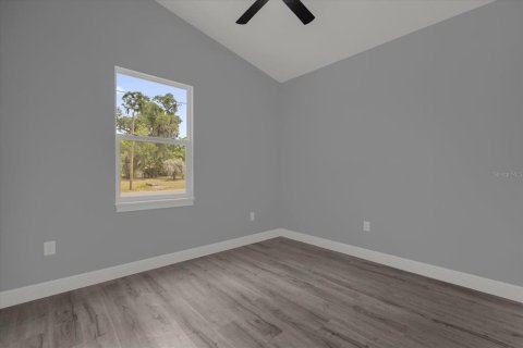 House in DeLand, Florida 3 bedrooms, 116.96 sq.m. № 2355778 - photo 17