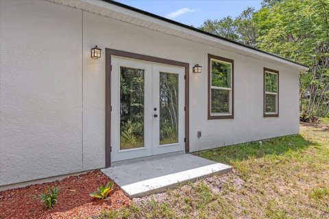 House in DeLand, Florida 3 bedrooms, 116.96 sq.m. № 2355778 - photo 3
