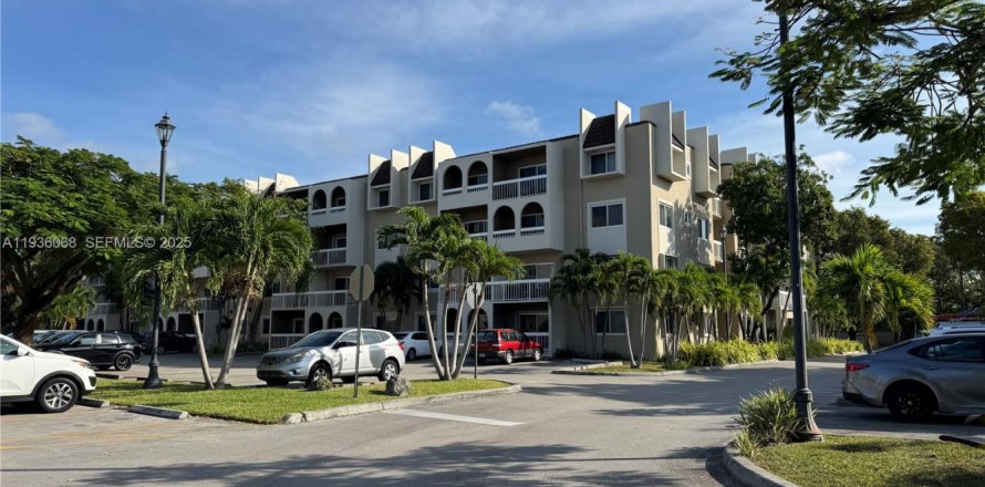 Condo in Miami, Florida, 1 bedroom  № 1994167