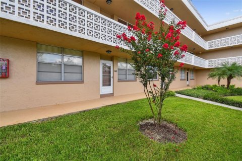 Condominio en venta en Saint Petersburg, Florida, 2 dormitorios, 96.15 m2 № 1875960 - foto 26