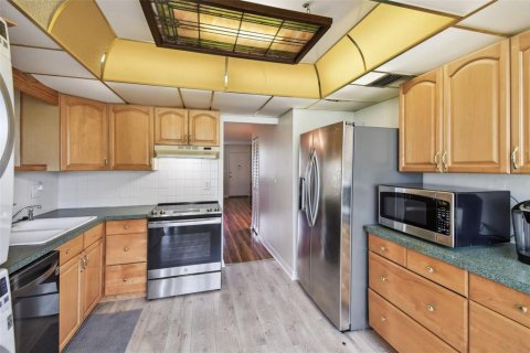 Condominio en venta en Saint Petersburg, Florida, 2 dormitorios, 96.15 m2 № 1875960 - foto 9