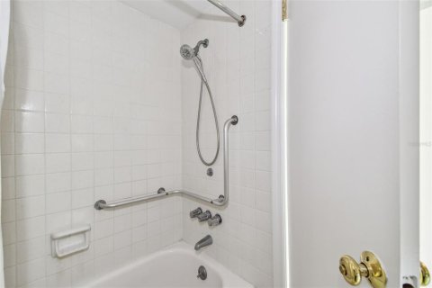 Condominio en venta en Saint Petersburg, Florida, 2 dormitorios, 96.15 m2 № 1875960 - foto 15
