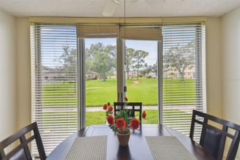 Condominio en venta en Saint Petersburg, Florida, 2 dormitorios, 96.15 m2 № 1875960 - foto 11