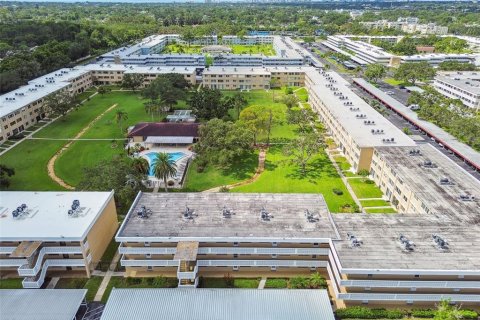 Condominio en venta en Saint Petersburg, Florida, 2 dormitorios, 96.15 m2 № 1875960 - foto 24