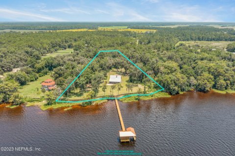 Купить виллу или дом в Ист-Палатка, Флорида 1 спальня, 143.81м2, № 768274 - фото 1