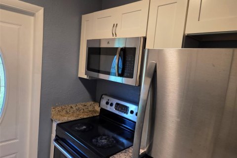 Villa ou maison à vendre à Pompano Beach, Floride: 4 chambres, 103.77 m2 № 2431435 - photo 21