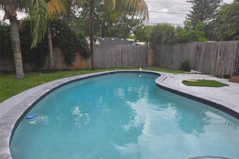 Villa ou maison à vendre à Pompano Beach, Floride: 4 chambres, 103.77 m2 № 2431435 - photo 30