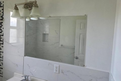 Villa ou maison à vendre à Pompano Beach, Floride: 4 chambres, 103.77 m2 № 2431435 - photo 16