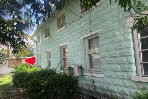 Commercial property in Lake Worth, Florida 278.71 sq.m. № 1985440 - photo 4