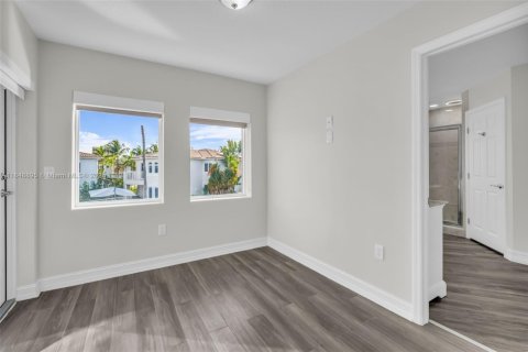 Villa ou maison à vendre à Aventura, Floride: 4 chambres, 230.58 m2 № 1966762 - photo 30