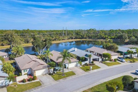House in Englewood, Florida 2 bedrooms, 132.01 sq.m. № 2205705 - photo 8