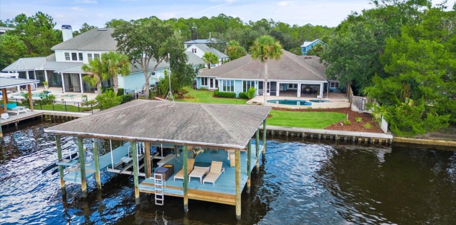 House in Ponte Vedra Beach, Florida 3 bedrooms, 328.41 sq.m. № 769345