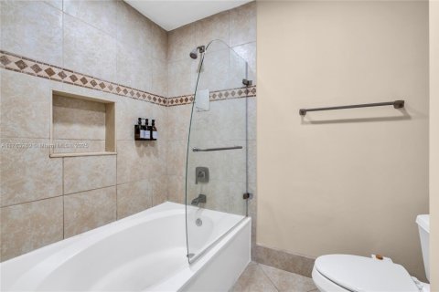 Townhouse in Boca Raton, Florida 3 bedrooms, 158.86 sq.m. № 1889505 - photo 28