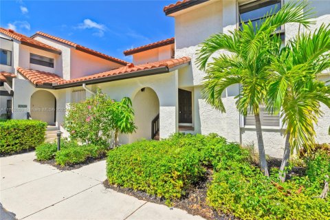 Townhouse in Boca Raton, Florida 3 bedrooms, 158.86 sq.m. № 1889505 - photo 11