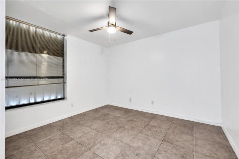 Townhouse in Boca Raton, Florida 3 bedrooms, 158.86 sq.m. № 1889505 - photo 23