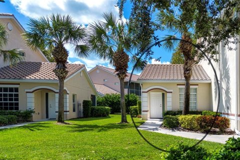 Condo in Bradenton, Florida, 2 bedrooms  № 1914221 - photo 10