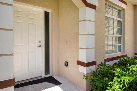 Condo in Bradenton, Florida, 2 bedrooms  № 1914221 - photo 11