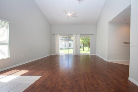 Condo in Bradenton, Florida, 2 bedrooms  № 1914221 - photo 15