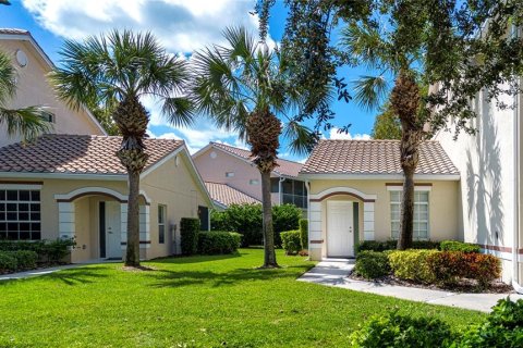 Condo in Bradenton, Florida, 2 bedrooms  № 1914221 - photo 9
