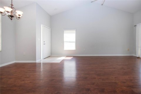 Condo in Bradenton, Florida, 2 bedrooms  № 1914221 - photo 16