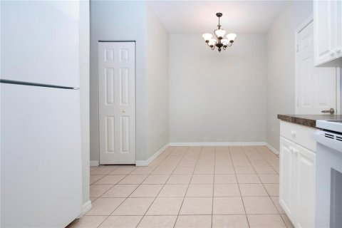 Condo in Bradenton, Florida, 2 bedrooms  № 1914221 - photo 25