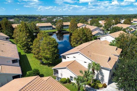 Condo in Bradenton, Florida, 2 bedrooms  № 1914221 - photo 4