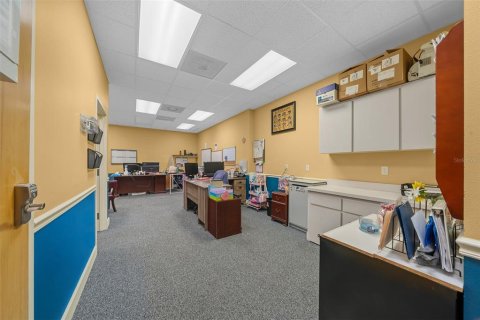 Immobilier commercial à louer à Belleview, Floride: 371.61 m2 № 2104135 - photo 21