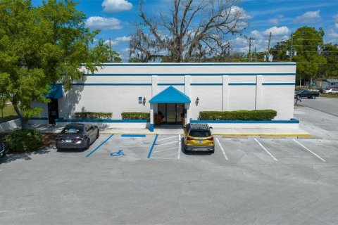 Immobilier commercial à Belleview, Floride 371.61 m2 № 2104135
