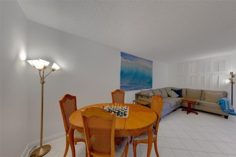 Copropriété à louer à Saint Petersburg, Floride: 1 chambre, 85.93 m2 № 2425996 - photo 6