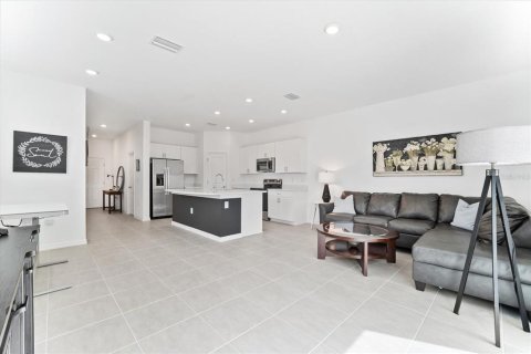 Townhouse in Sarasota, Florida 3 bedrooms, 144.46 sq.m. № 1838898 - photo 18