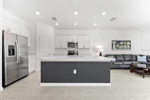 Townhouse in Sarasota, Florida 3 bedrooms, 144.46 sq.m. № 1838898 - photo 14