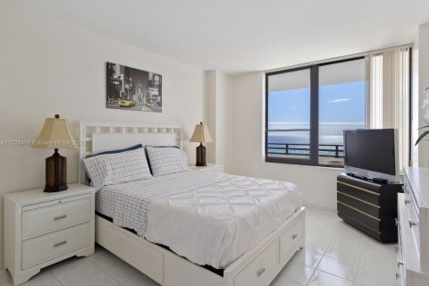 Condominio en alquiler en Hollywood, Florida, 2 dormitorios, 124.49 m2 № 1695153 - foto 11