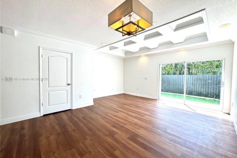 Купить таунхаус в Норт-Майами, Флорида 2 спальни, 107.95м2, № 1958349 - фото 5
