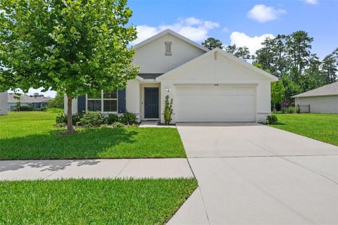 House in Brooksville, Florida 4 bedrooms, 171.96 sq.m. № 2151658