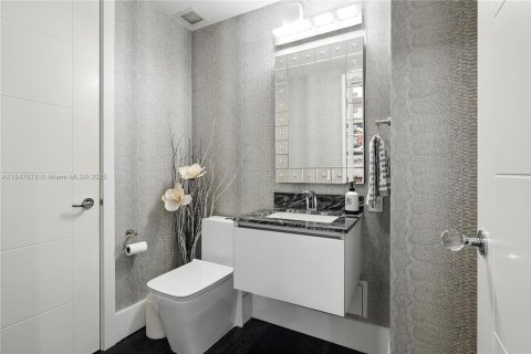 Купить кондоминиум в Майами, Флорида 2 спальни, 162.3м2, № 2014677 - фото 15