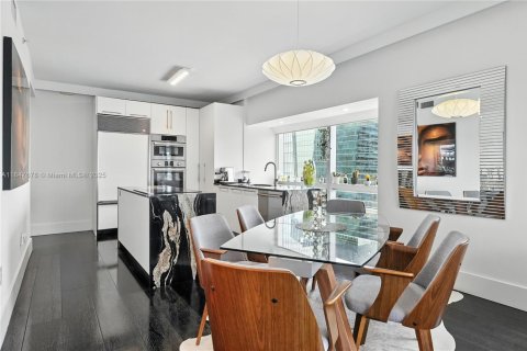 Купить кондоминиум в Майами, Флорида 2 спальни, 162.3м2, № 2014677 - фото 7