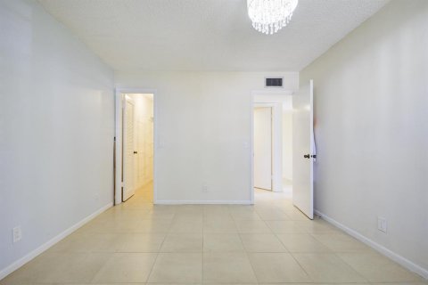 Copropriété à vendre à Delray Beach, Floride: 2 chambres, 84.54 m2 № 2147069 - photo 19