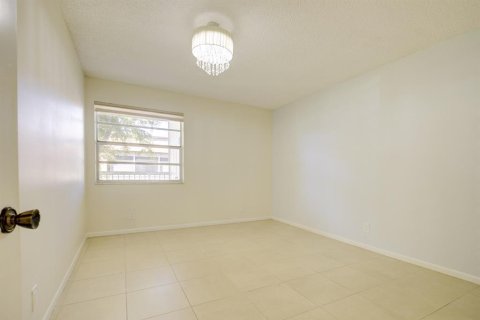 Copropriété à vendre à Delray Beach, Floride: 2 chambres, 84.54 m2 № 2147069 - photo 16