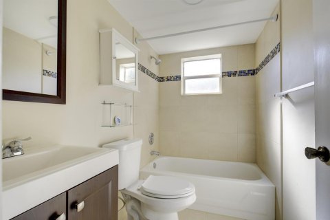 Copropriété à vendre à Delray Beach, Floride: 2 chambres, 84.54 m2 № 2147069 - photo 3