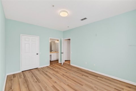 Condo in Orlando, Florida, 3 bedrooms  № 2095544 - photo 21