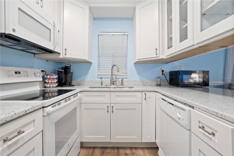 Купить кондоминиум в Дейтона-Бич, Флорида 4 комнаты, 87.89м2, № 1517060 - фото 11