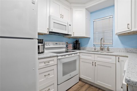 Купить кондоминиум в Дейтона-Бич, Флорида 4 комнаты, 87.89м2, № 1517060 - фото 10
