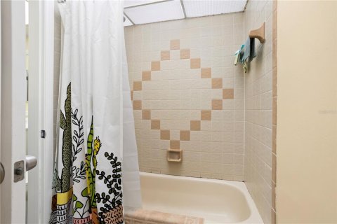Купить кондоминиум в Дейтона-Бич, Флорида 4 комнаты, 87.89м2, № 1517060 - фото 20